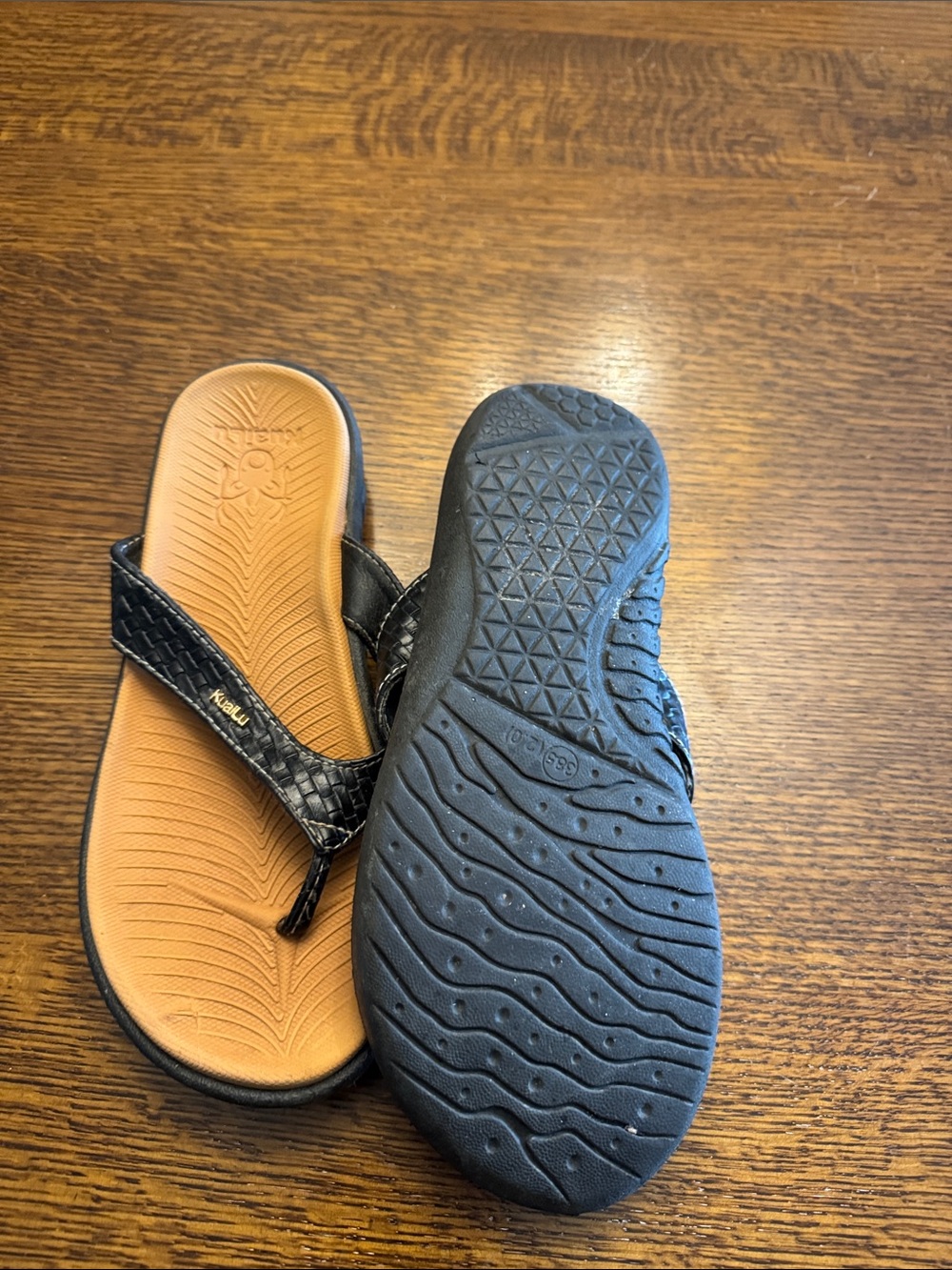 Flip flops - Picture 2 of 3
